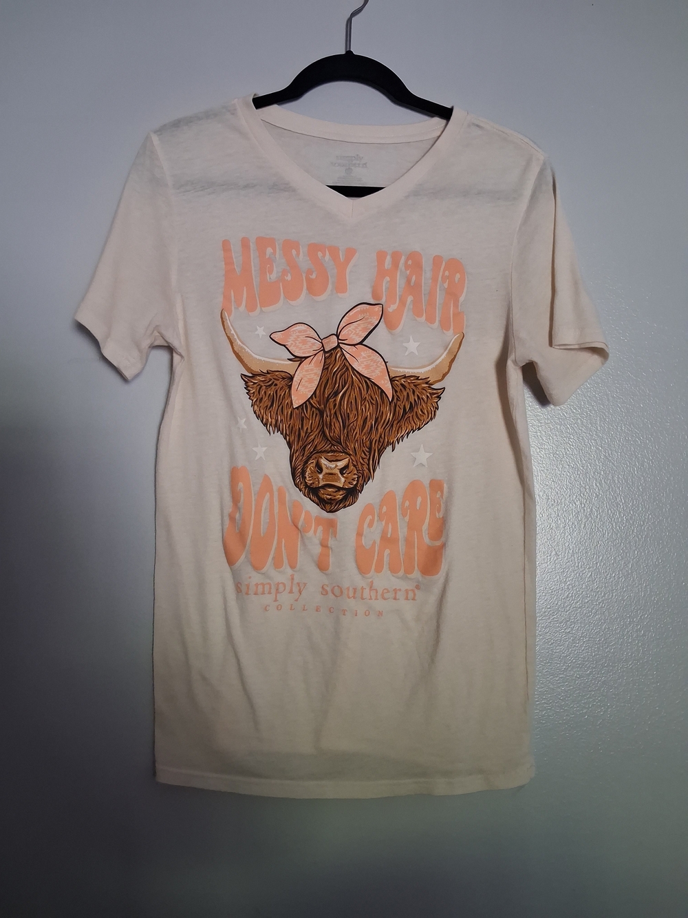 Simply Southern Cream Tee with Peach Graphic Longhorn
